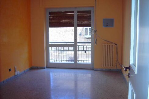 ID229- APPARTAMENTO IN LOCAZIONE USO UFFICIO IN PIAZZA SAN FRANCESCO (5)